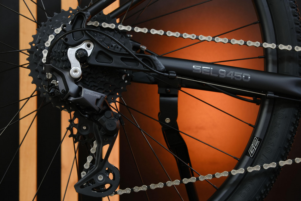 LORAK Sel 9450 SE Матовый Чёрный рама 23 (на рост 189-205)